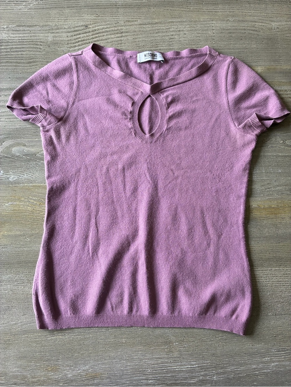 MOSCHINO CHEAP AND CHIC short sleeve knit keyhole mauve 90s Y2K made in Italy